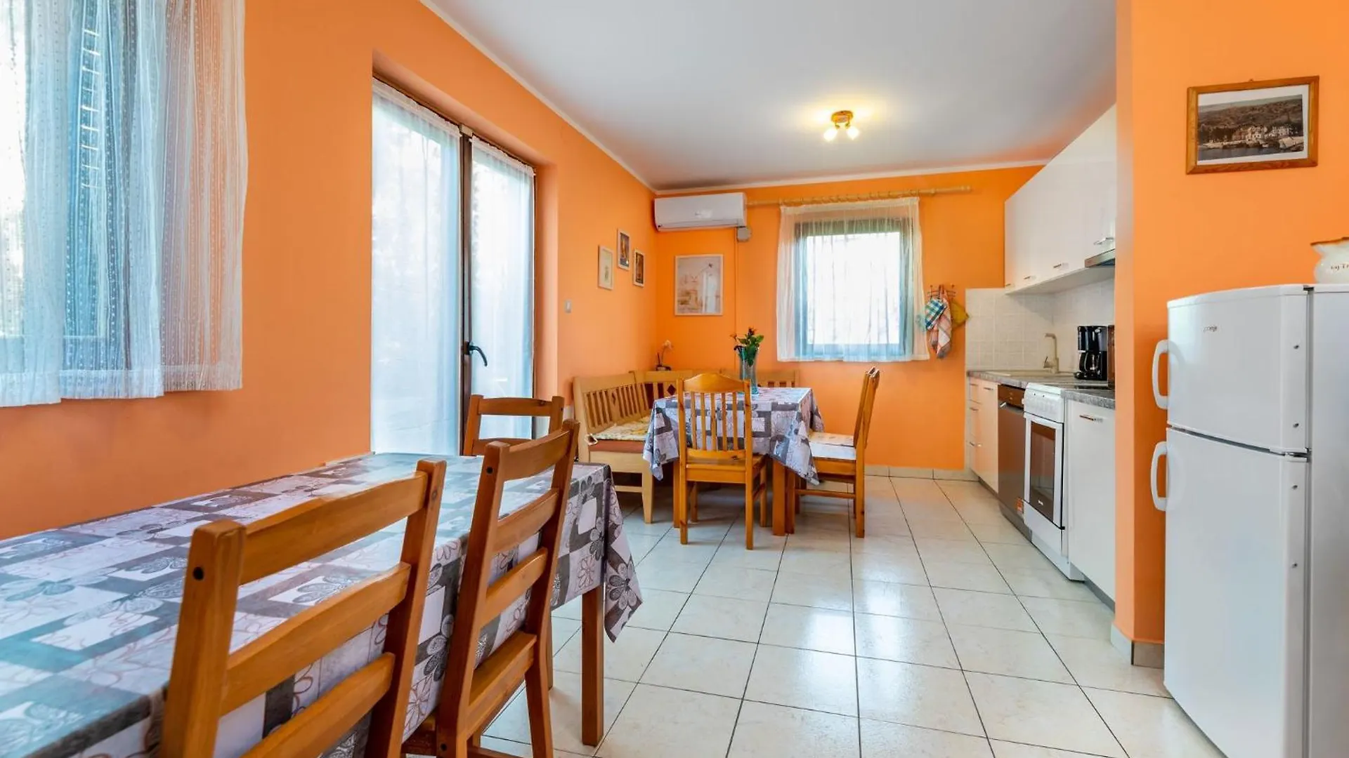 Marina Apartment Baska