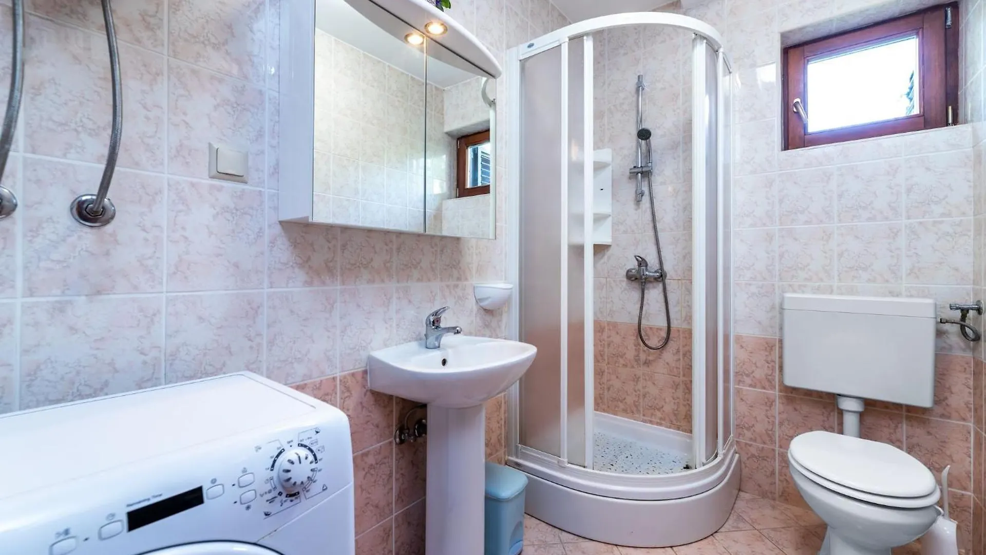 Marina Apartment Baska  0*, Baska (Krk) Croatia
