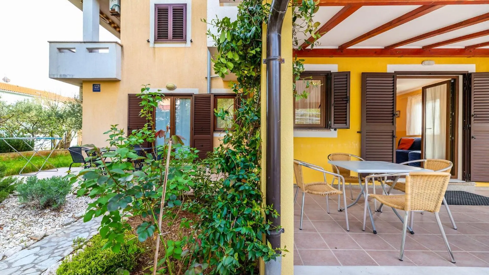 Marina Apartment Baska  Croatia